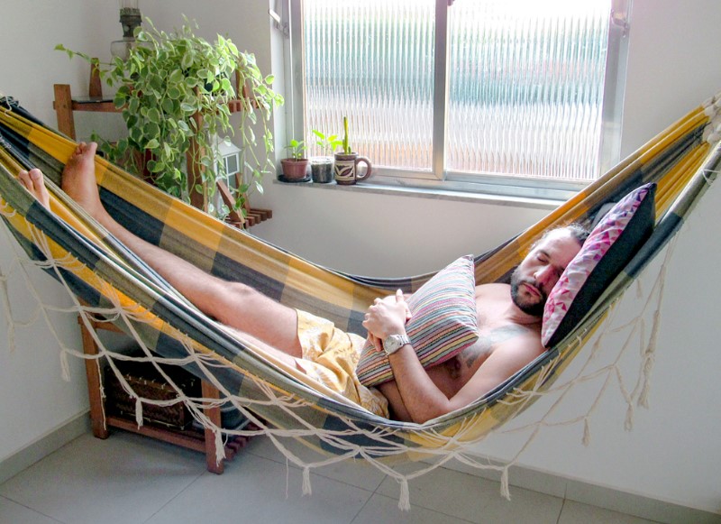 Installing an indoor hammock